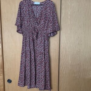 Elegant Floral Midi Dress